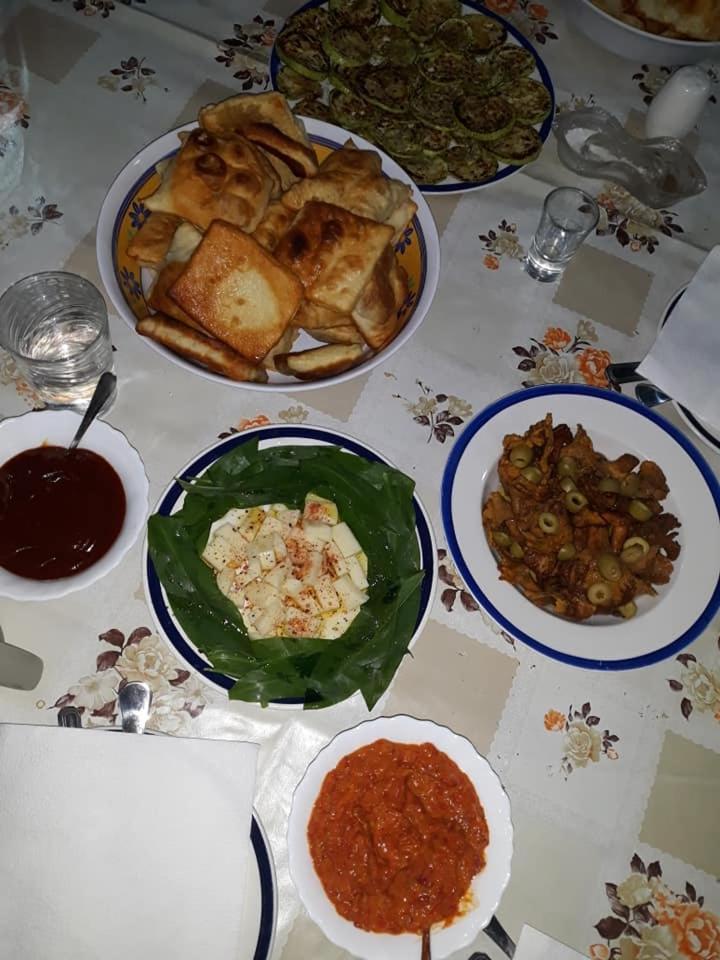 Bed and Breakfast Etno Selo Lelic à Valjevo Extérieur photo